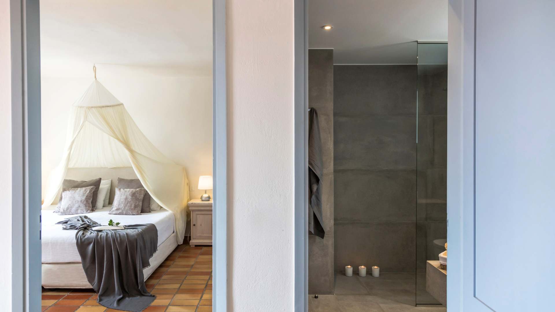 Superior Family Apartment with Side Sea View_ Overview