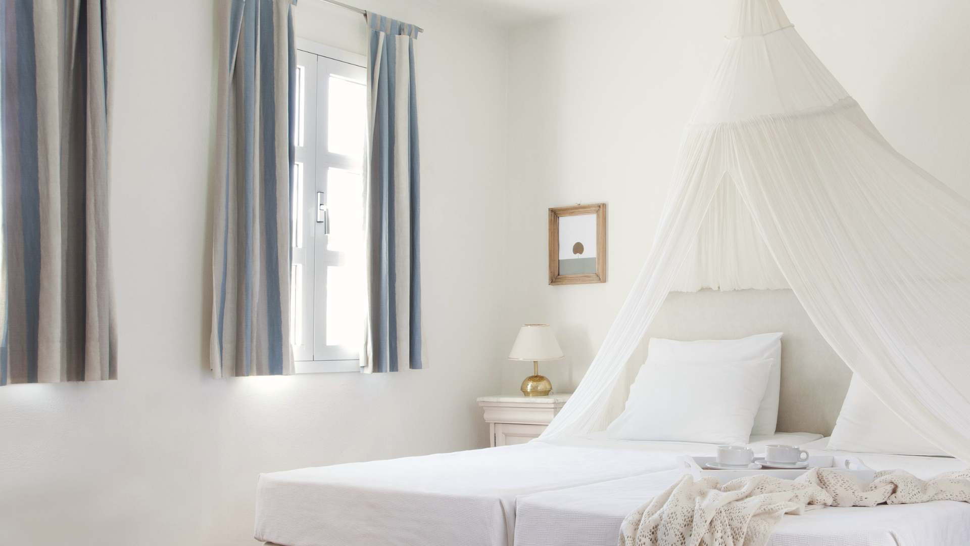 Superior Family Apartment with Side Sea View_Bedroom Overview