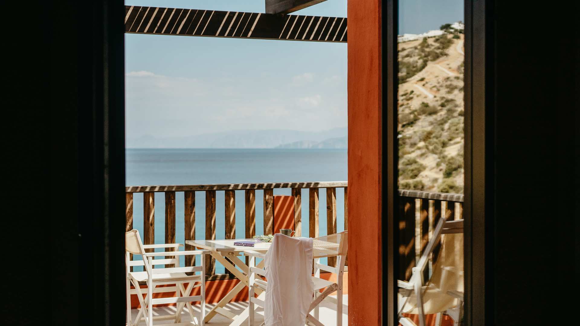 Serenity Seafront Suite