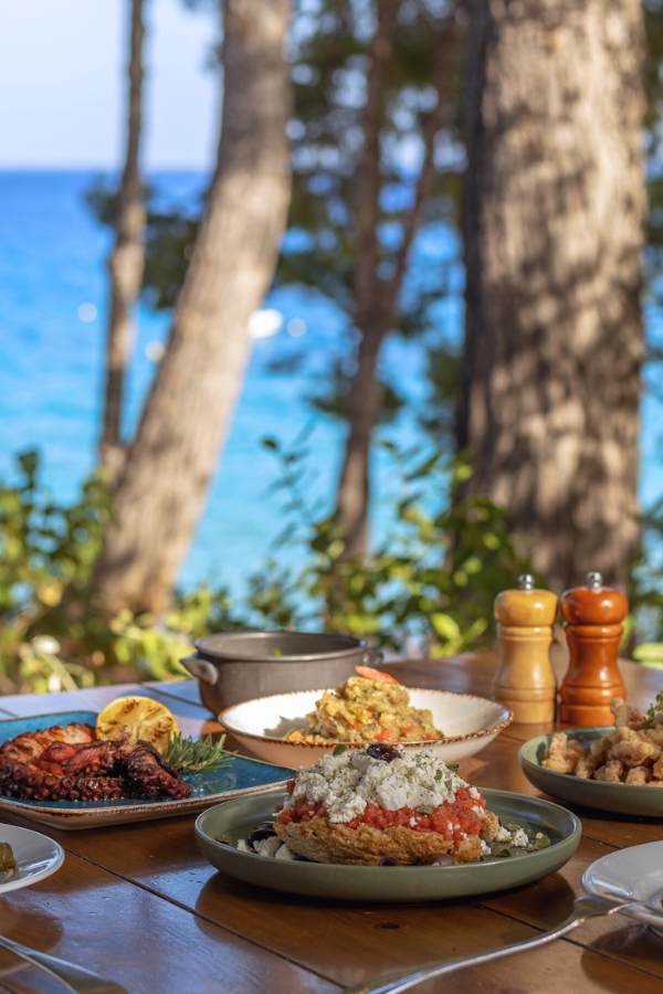 Dining at Candia park Village _ To Fili Taverna